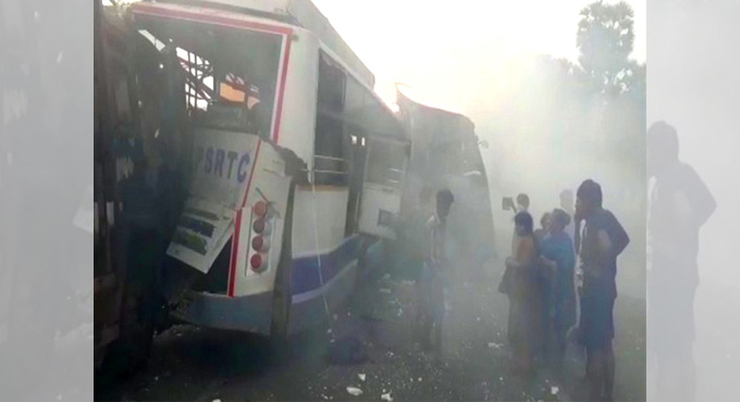 Andhra Pradesh: 3 killed, 5 injured in road mishap in Vizianagaram