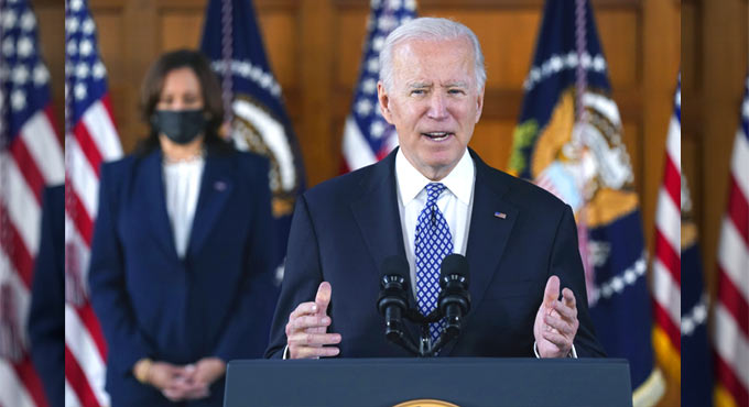 Biden, Harris condemn anti-Asian violence during Atlanta visit