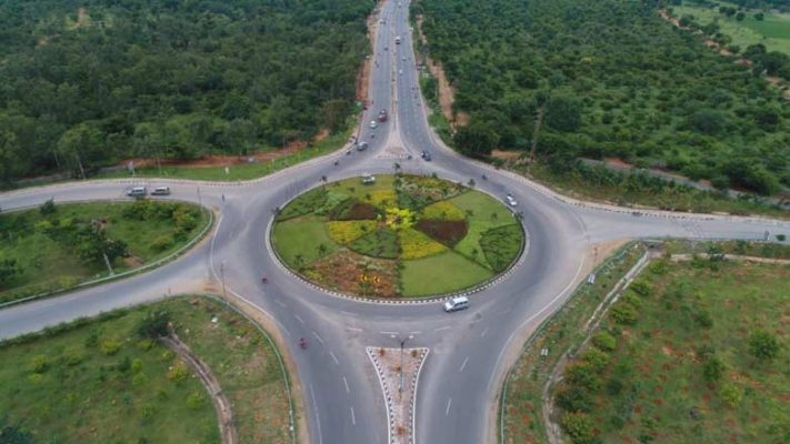 Telangana among top three States in survival rate of roadside plantations
