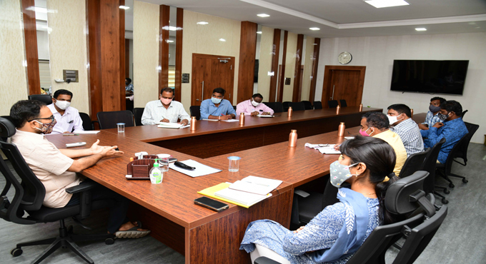 Construct stadiums in all municipalities, mandals: Karimnagar Collector