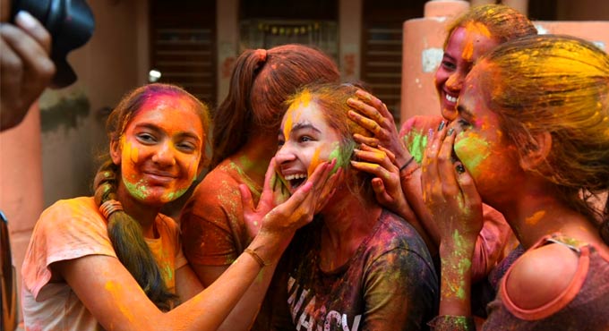 Covid fears forgotten as people celebrate Holi in Hyderabad
