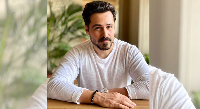 Emraan Hashmi opens up about working with Big B, calls him ‘tutor, friend’