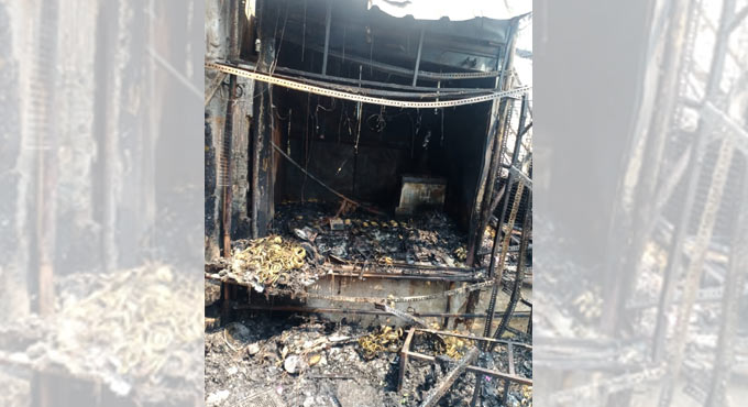 Fire breaks out in jewellery shop in Hyderabad