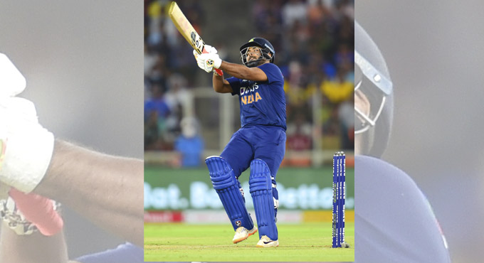 Greatest ever shot: Pietersen on Pant reverse scoop