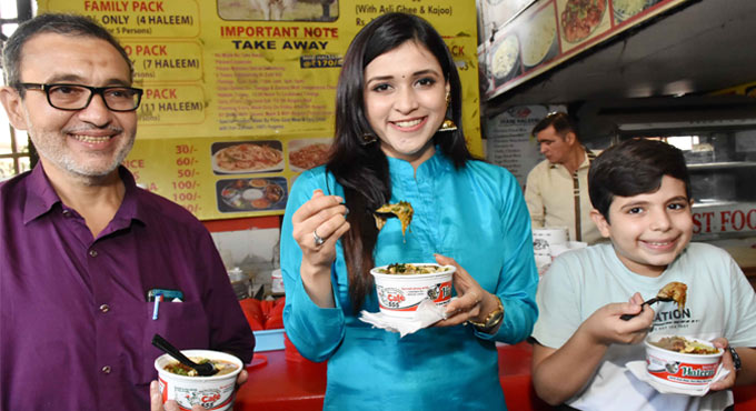 Hyderabad: Haleem sale begins at Cafe 555