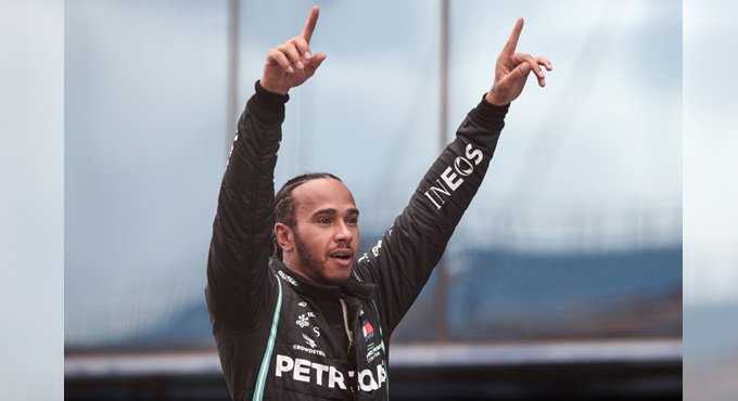 Hamilton ready for epic F1 title fight with Verstappen