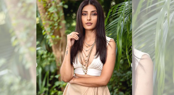 Harshita Gaur’s stunning monochrome pic gets fiery reactions from fans!