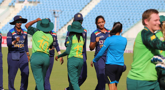 Indian eves hope to bounce back against South Africa