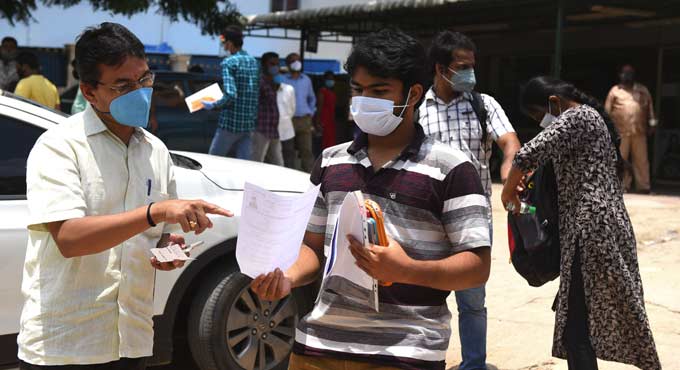 Telangana students dominate in JEE Main March result