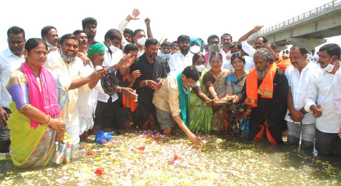 Kaleshwaram water reaches Upper Manair reservoir