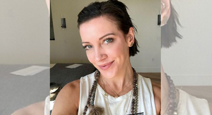 ‘Arrow’ star Katie Cassidy to auction off her digital artwork