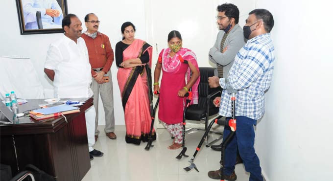 Specially-abled persons to get assistance soon: Koppula Eshwar