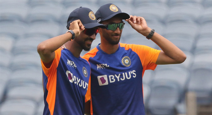 England win toss, opt to field in first ODI