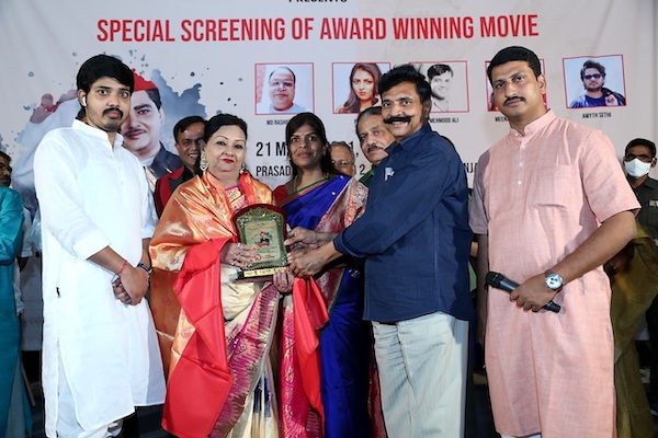 ‘Main Mulayam Singh’ coming in Telugu