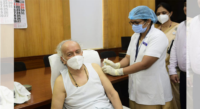 Maharashtra Governor receives first dose of COVID-19 vaccine