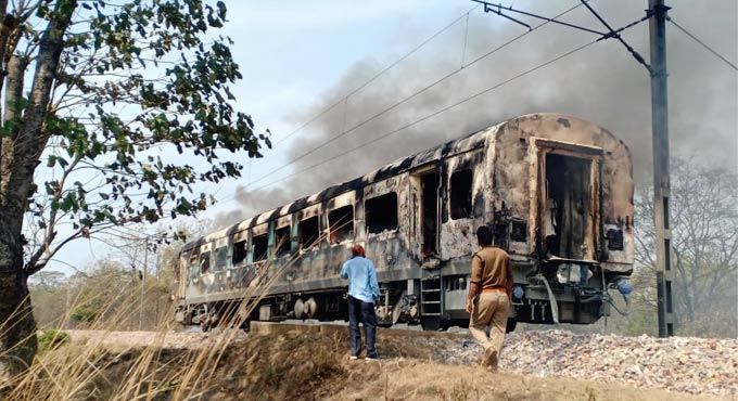 No casualties reported in Uttarakhand train compartment fire