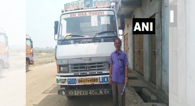 Truck driver fined Rs 1,000 for not wearing helmet in Odisha’s Ganjam