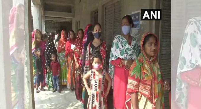 Polling peaceful in early hours of Bengal elections, 14.28pc turnout till 9 am