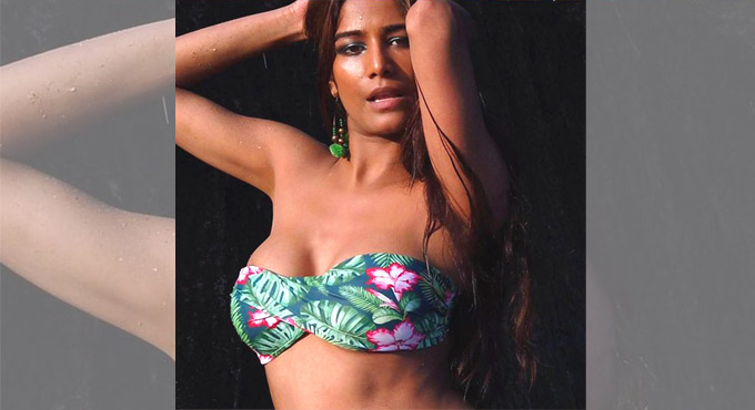 Poonam Pandey celebrates 30th birthday in Maldives