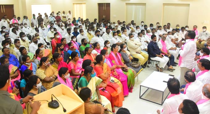 Puvvada asks TRS cadre to ensure victory in MLC polls