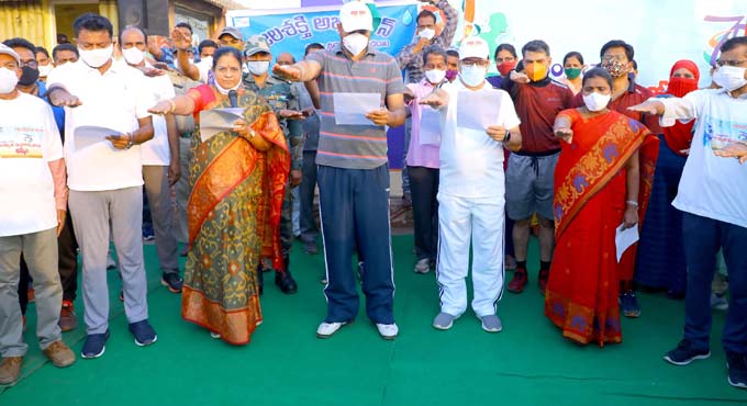 Remember sacrifices of freedom fighters: Khammam Collector