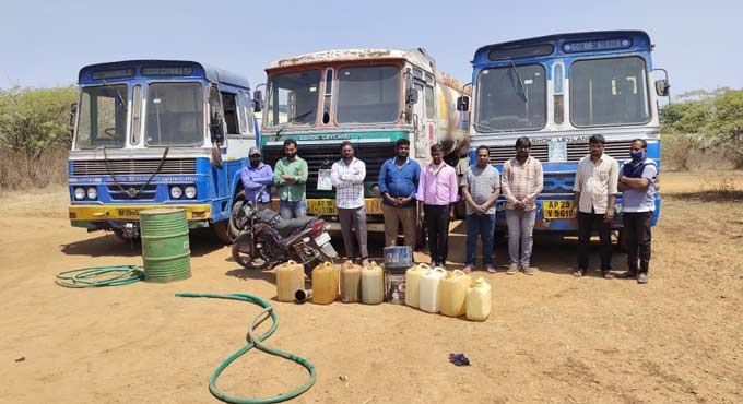 Rachakonda police bust oil theft gang, arrest nine