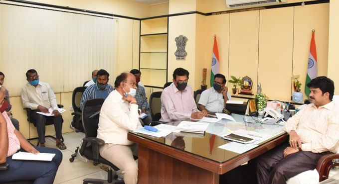 Sangareddy Collector tells officials to expedite NH-161 works