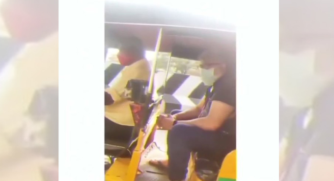 ‘Thala’ Ajith takes auto ride in Chennai, surprises fans