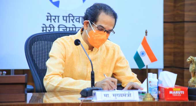 Maharashtra CM mulling lockdown with ‘minimum impact on economy’?