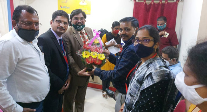 Union Bank grants loan to 203 street vendors in Telangana