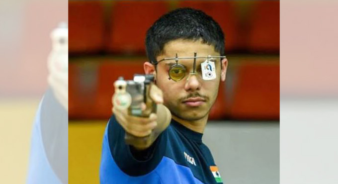 ISSF World Cup: Vijayveer, Tejaswini shoot gold-Telangana Today