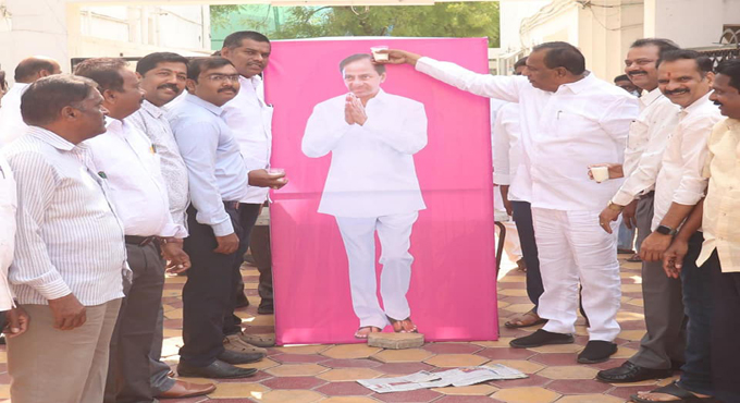 KCR should be made PM: Malla Reddy