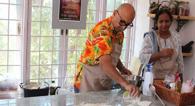 One year of Lockdown: Pandemic pushed men into kitchen