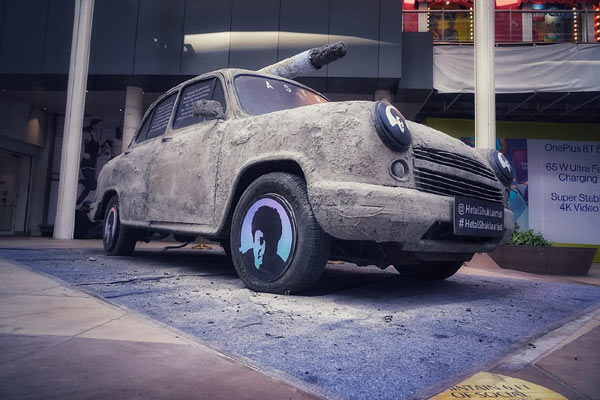 Over 30 renowned artists & designers come together