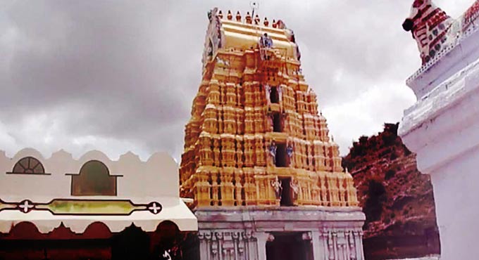 Thousands witness celestial wedding in Medak