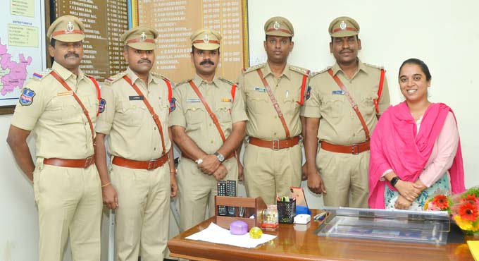 Sangareddy: ASP K Srujana congratulates newly promoted Inspectors