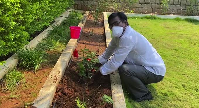 Minister Ajay Kumar celebrates birthday in green way