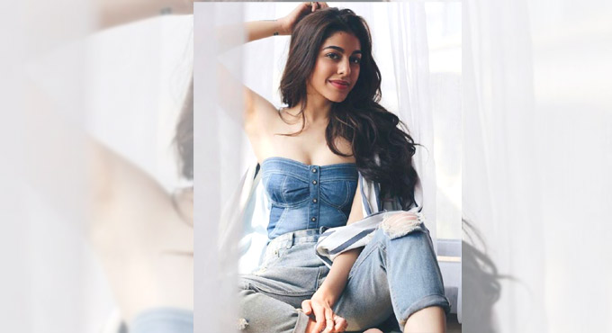 Alaya F: I put my phone aside if I get overwhelmed with social media