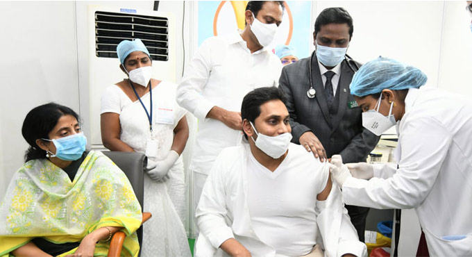 Andhra Pradesh CM Jagan takes coronavirus vaccine