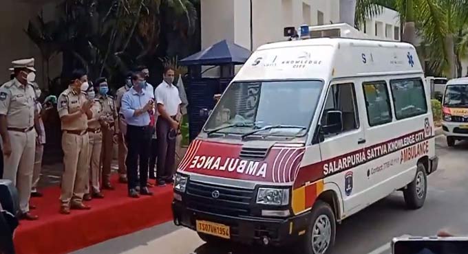 Cyberabad Police launch 12 ambulances