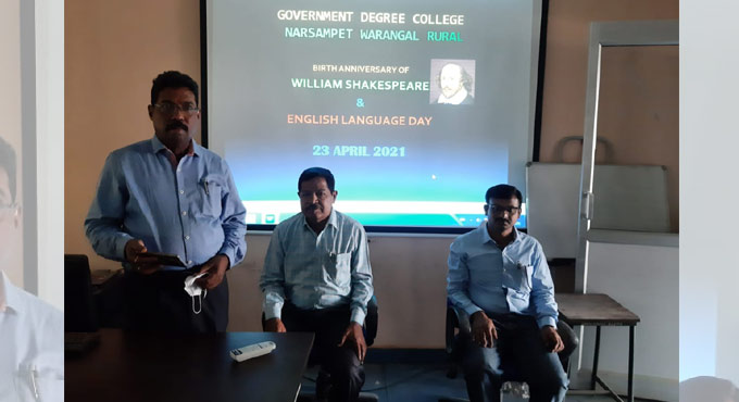 English Language Day celebrated at Narsampet Govt Degree College