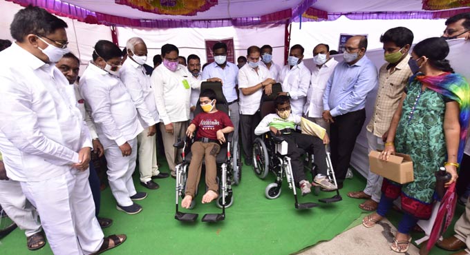 Rich tributes paid to Ambedkar in Warangal