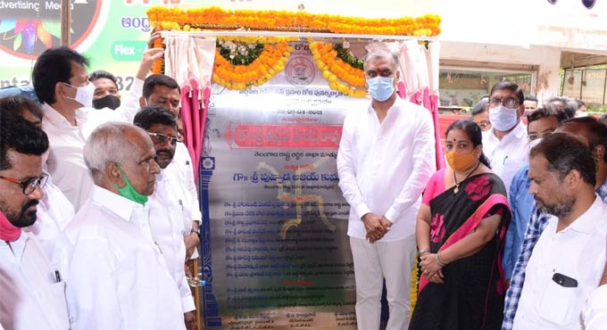 City buses in Siddipet bus station soon: Harish Rao