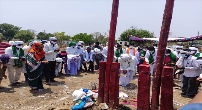 Adilabad: Adivasis pay tributes to Indervelli martyrs