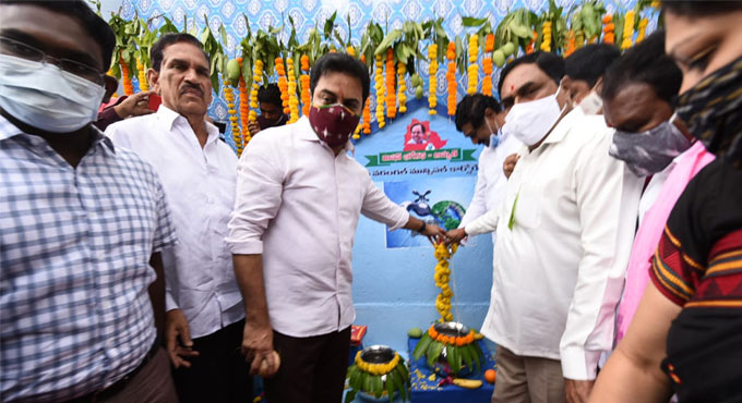 KT Rama Rao launches daily water supply in Warangal