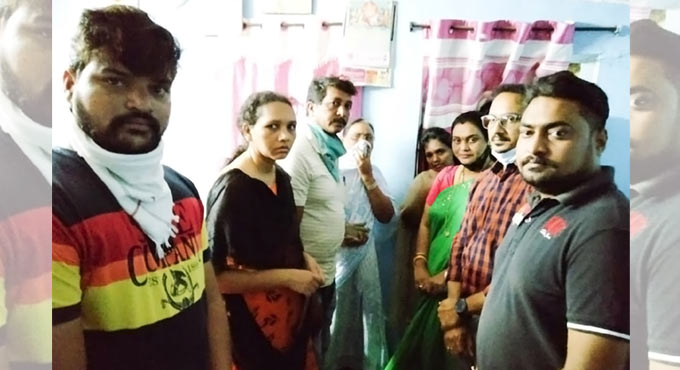 Khammam: Financial aid for kin of deceased choreographer