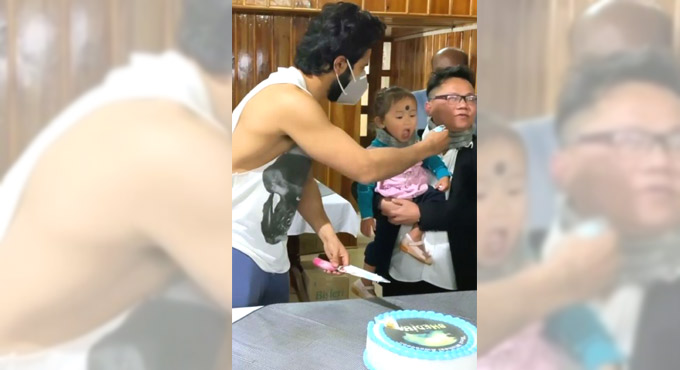 Kriti Sanon shares hilarious video of Varun from ‘Bhediya’ sets