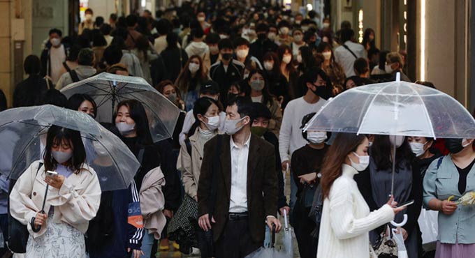 Masks, ventilation stop COVID-19 spread better than social distancing, study says