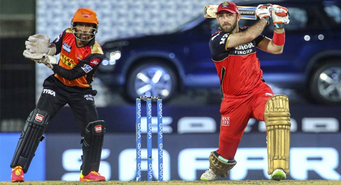 RCB derail shaky Sunrisers Hyderabad
