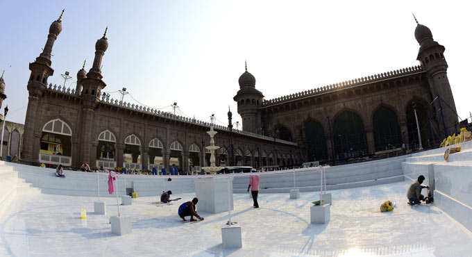 Hyderabad’s Mecca Masjid gets ready for Ramzan